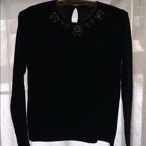 Extremely Nice Woman’s Sweater